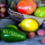 Antioxidanty jsou prospěšné látky schopné v našem organismu kompenzovat škodlivé účinky probíhajících oxidačních procesů. Pořád nerozumíte? Čtěte dál!