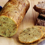 Ve veganské kuchyni najdeme hned několik takzvaných náhražek masa. Jednou z nich je Seitan – podívejte se, jak si jej připravit doma.