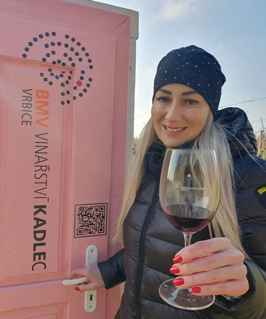 Vyhrajte v soutěži BMV Vinařství Kadlec hodnotné ceny.